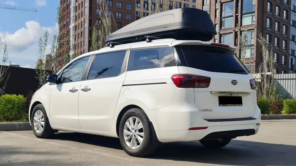kia carnival