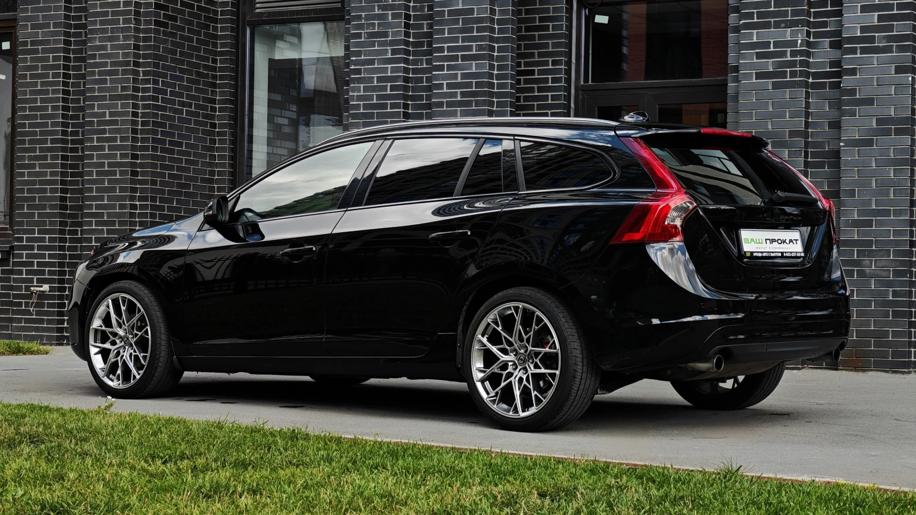 volvo v60