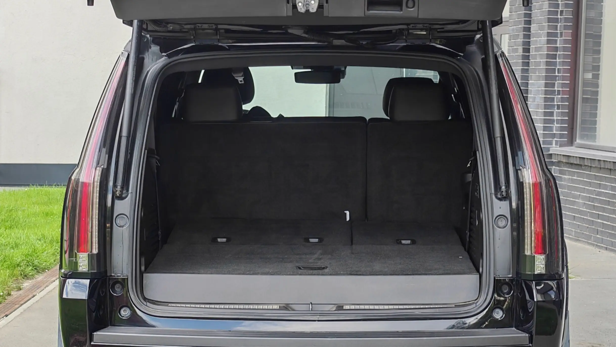 cadillac escalade